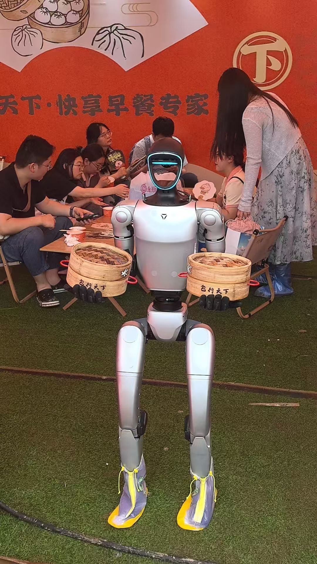 “科技+公益+音乐+美食” 氧气BAOBAO音乐节奏响 嵊州小笼包产业升级“新节拍”(图5)