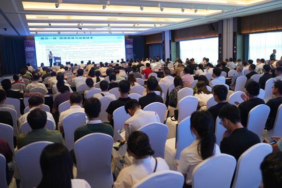 广西举办低空经济与人工智能融合大会 助推新质生产力发展