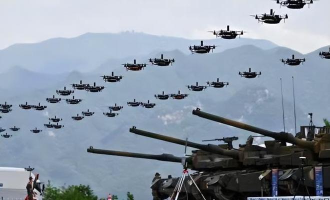 俄轰炸机被批量摧毁美媒担忧：将来若介入武统美军下场相同(图7)