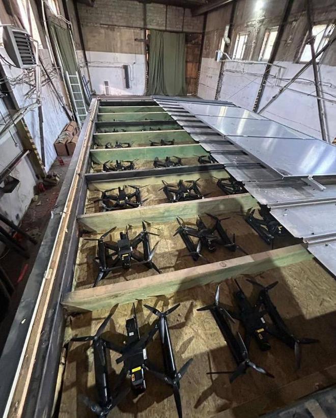 俄轰炸机被批量摧毁美媒担忧：将来若介入武统美军下场相同(图4)