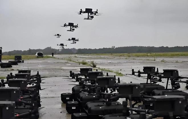 俄轰炸机被批量摧毁美媒担忧：将来若介入武统美军下场相同(图11)