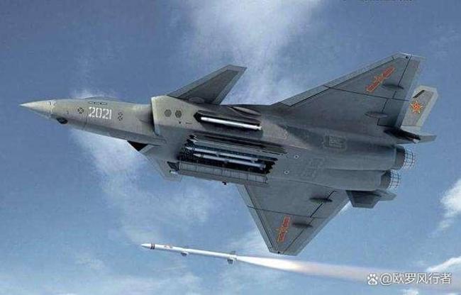 歼-20S隐身战机亮相意味什么 开启55代战机时代(图7)