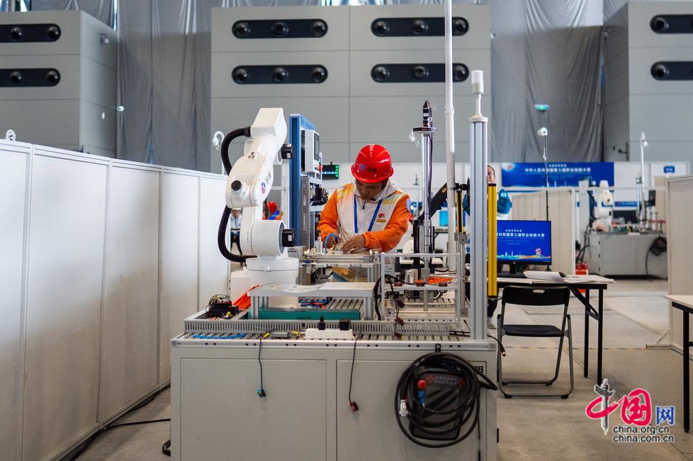 第三届全国技能大赛里的数据与算法对决 AI赛项折射未来生活图景(图1)