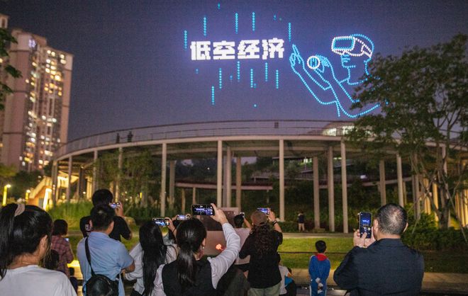 深圳龙华：“双轮驱动”赋能新质生产力发展(图5)