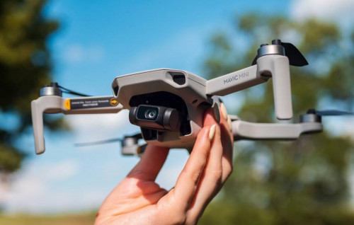 浏阳烟花节无人机秀创双纪录马斯克转发引热议科技与艺术完美融合