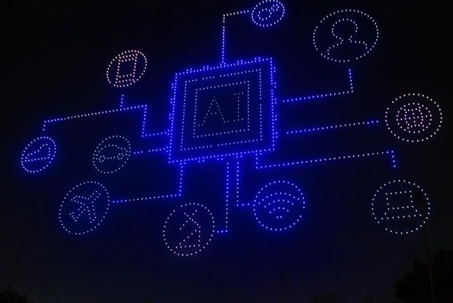 ‌天空魔术师空中作画乌鲁木齐夜空 低空经济赋能文旅融合(图6)