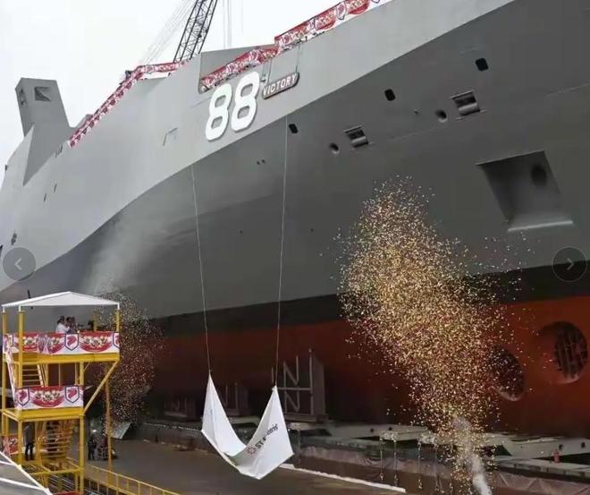 新加坡造出AI战舰！可指挥三栖无人机群作战排水量8000吨创纪录(图6)