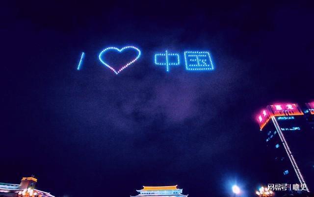 无人作战终极对决：中美俄三强出牌500架蜂群改写战争规则(图2)