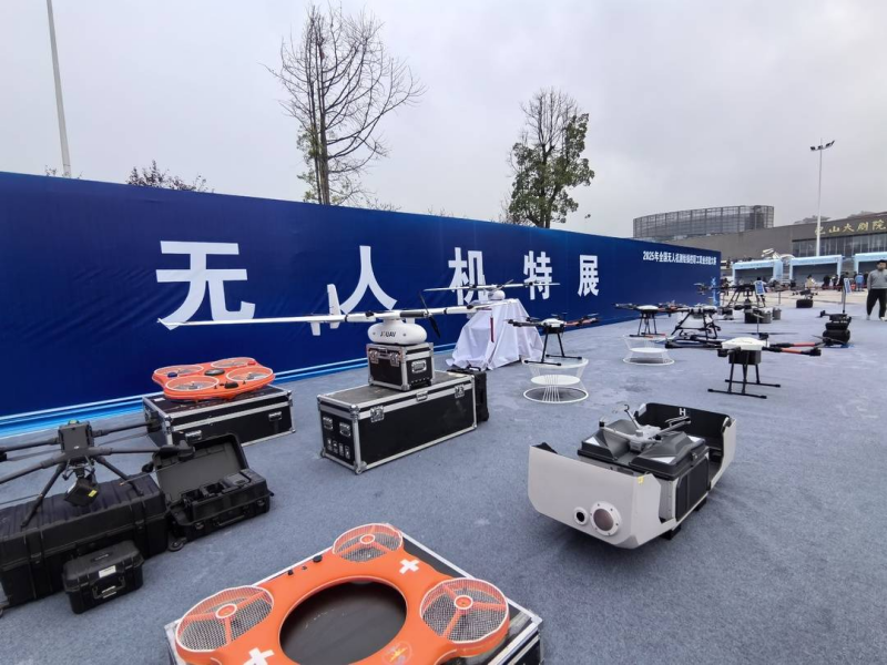 川蜀大地竞逐“空中测绘师” 全国无人机技能大赛在达州市通川区举行(图4)