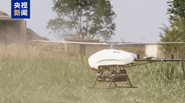 硬核场面！机器狗扛枪冲锋无人机蜂群突袭人机协同太燃了！(图8)