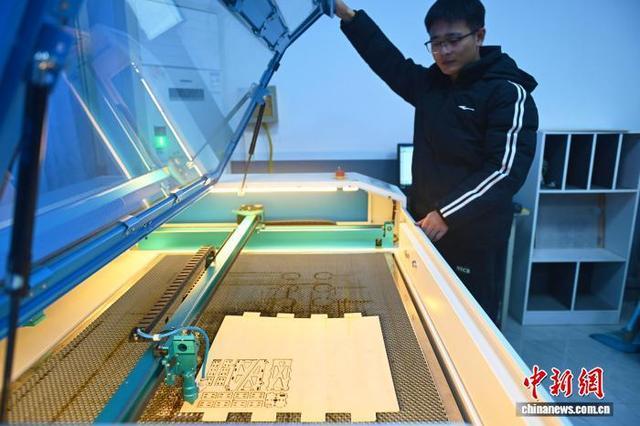 甘肃高校学子研制无人机：“算法”优化赋“智慧”(图9)