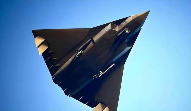 中国歼-50高调试飞三大细节让美直言无法追赶空战或将改写(图18)