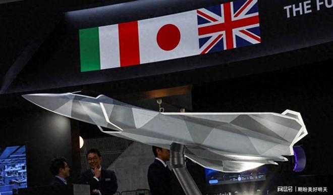 六代机研发竞赛：中国歼-36一年三试日本项目恐晚十年