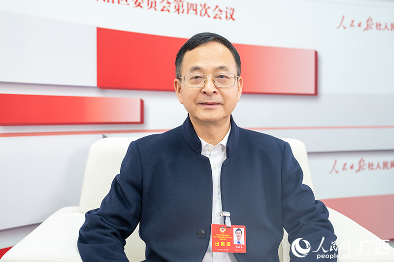 陈森英委员：深化专业建设与产教融合 培养高素质技术技能人才