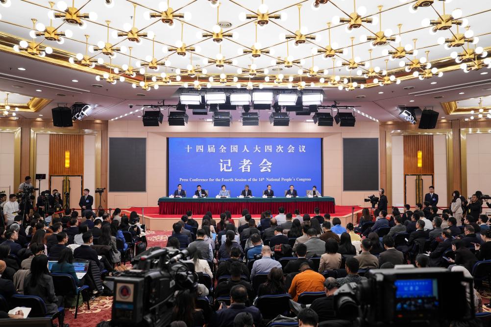 从全国两会看全过程人民民主新实践(图13)