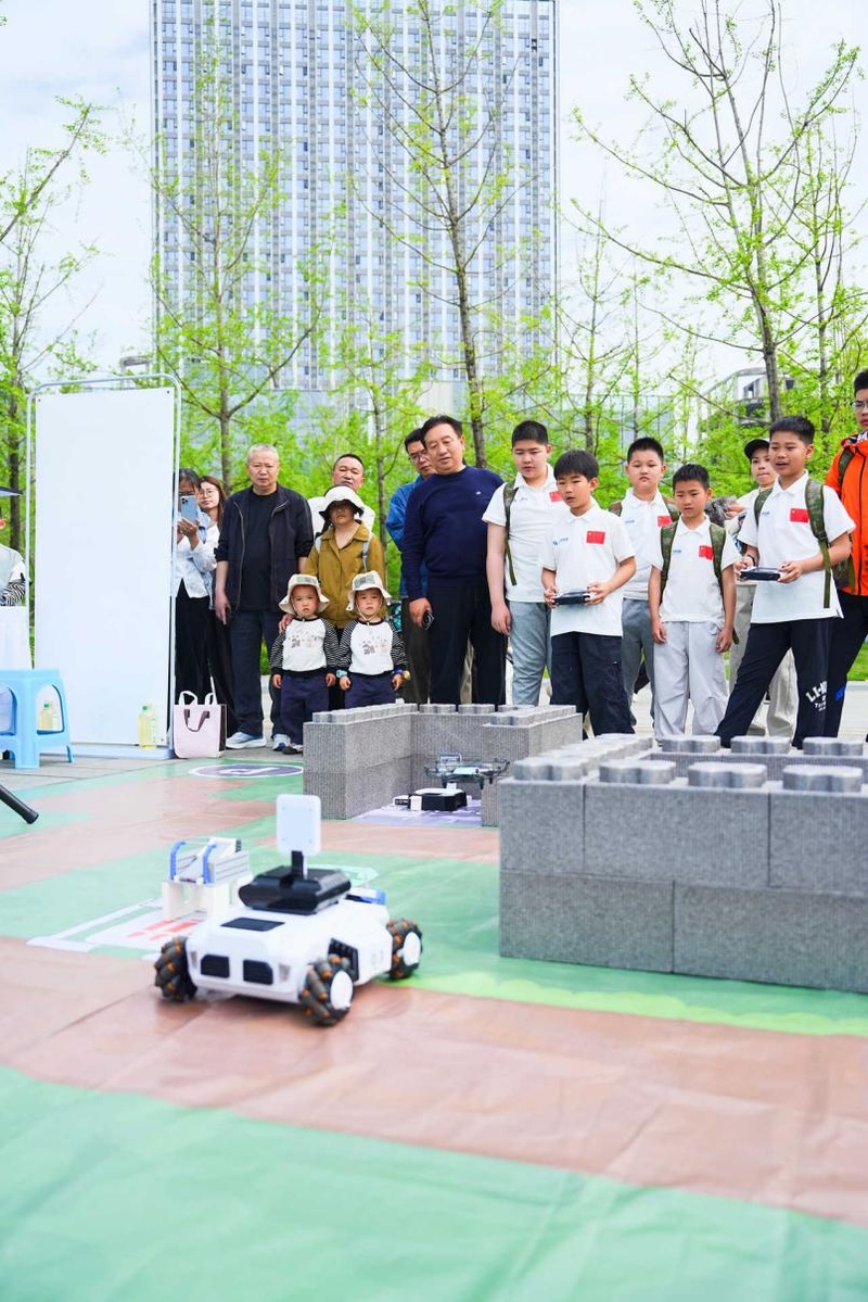 聚焦低空科创赋能！世界无人机运动会落地成都高新区点亮低空经济新势能(图4)