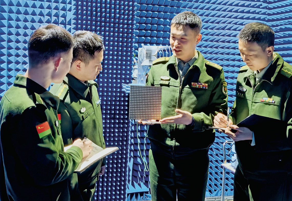 来自中国军校的报告丨借局行棋：攻关与育人双向赋能(图1)