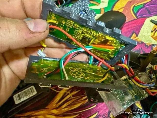 俄乌“AI无人机”离不开英美产品(图12)