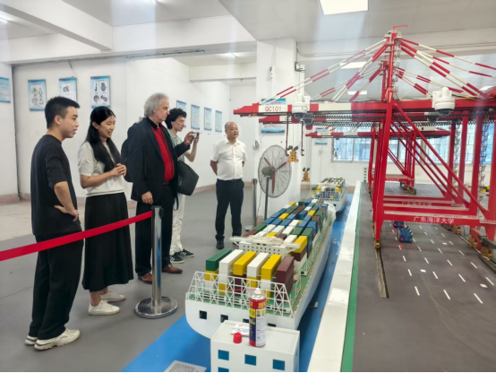会种粮到“慧”种粮会养殖到“慧”养殖看AI如何驱动农业转型升级(图1)